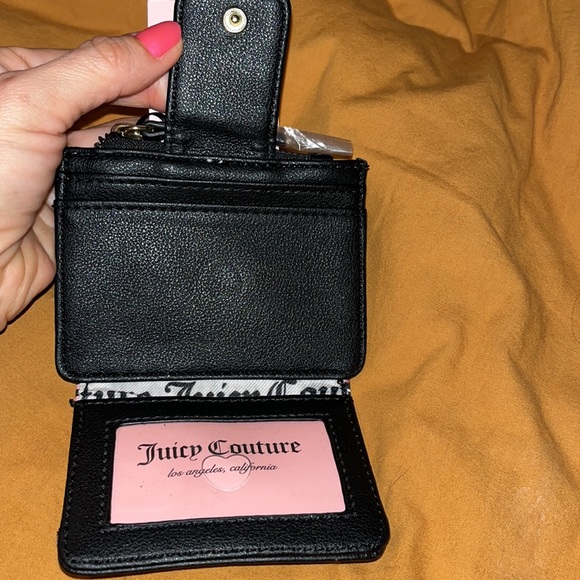 Juicy Couture Black pink and red zipper wallet NWOT - Picture 4 of 6
